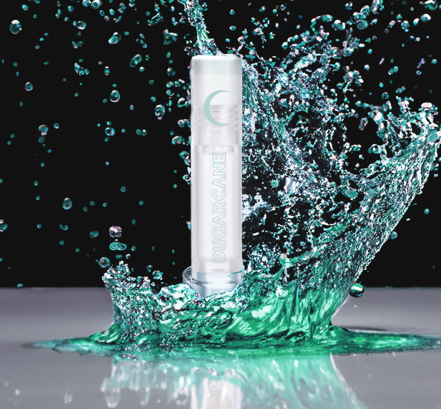 The Benefits of Hydrating Ingredients in Lip Gloss